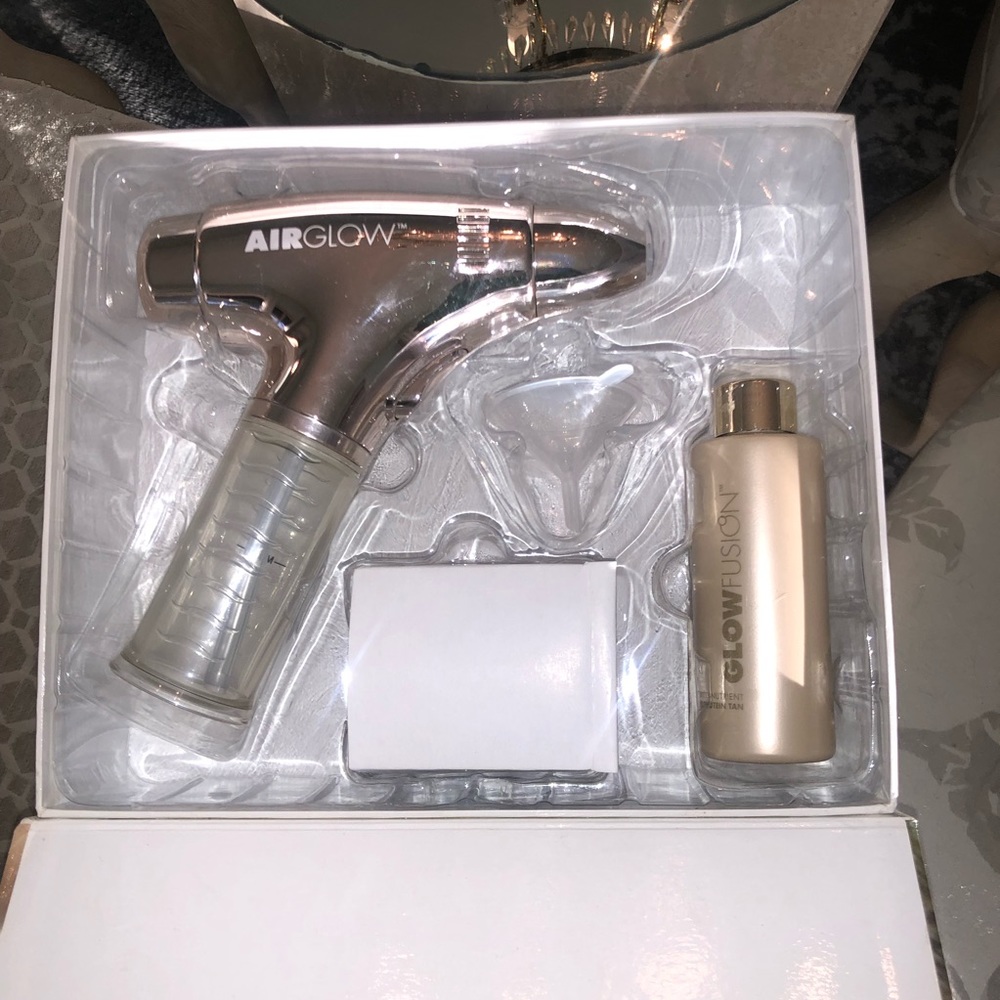 Air Glow home spray tan kit